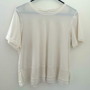 Lululemon light weight short sleeve top